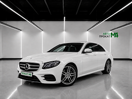 Аренда Mercedes E-Classe в Санкт-Петербурге